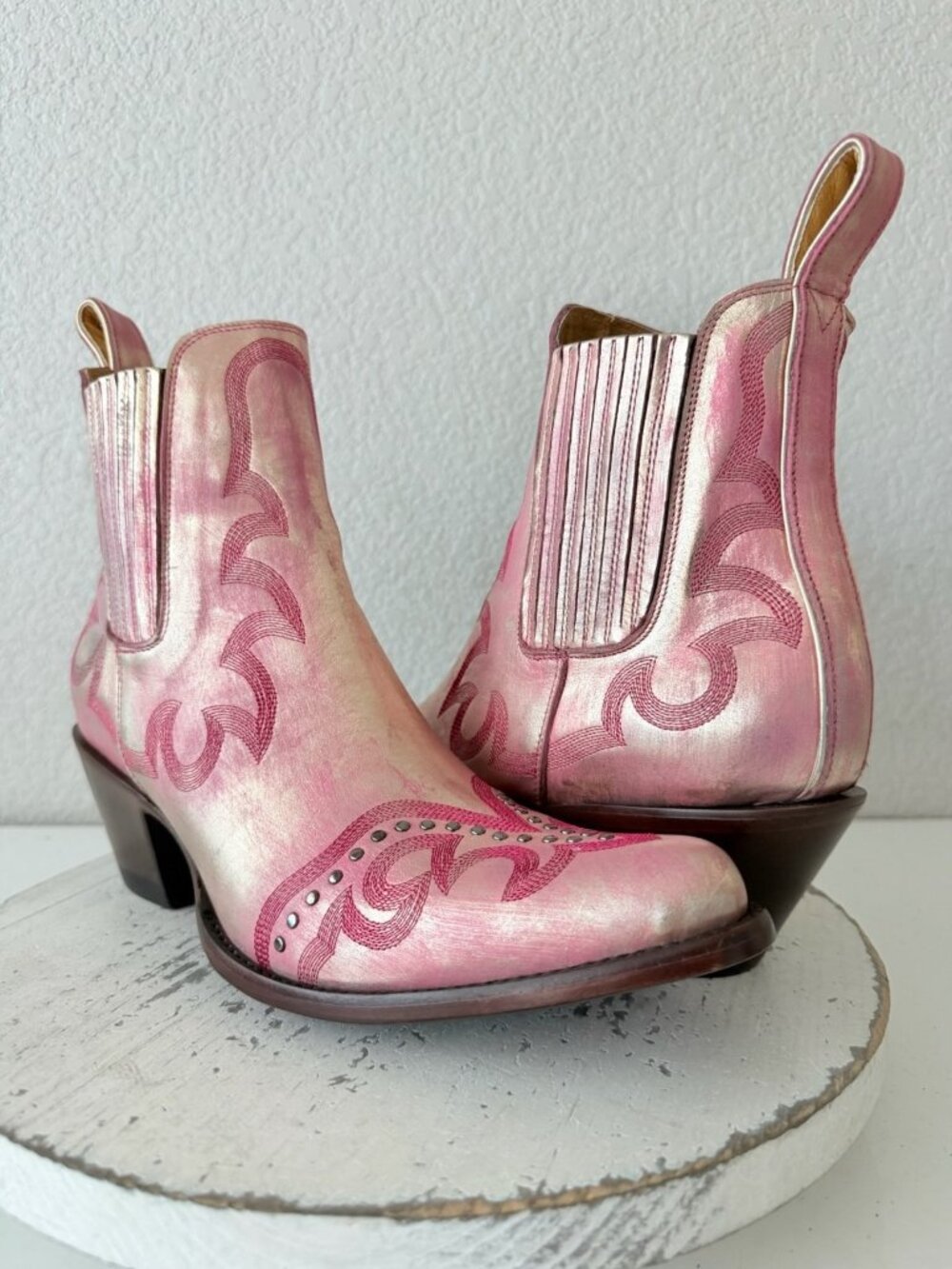 Old Gringo SHAY Pink Cowboy Boots Womens Size 11 Western Gold Leather Short